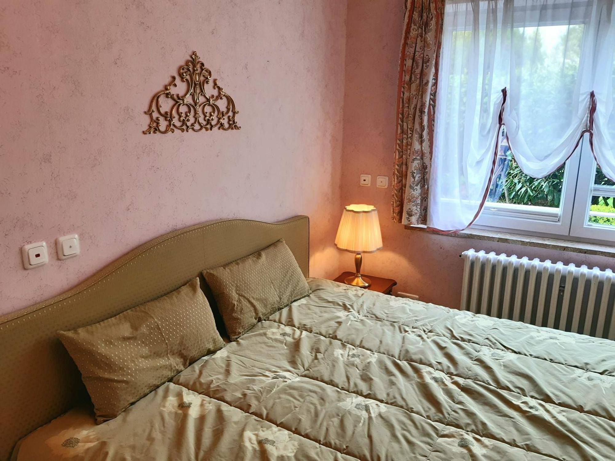 Exklusive Ferienwohnung Strohberg Plon Ruang foto