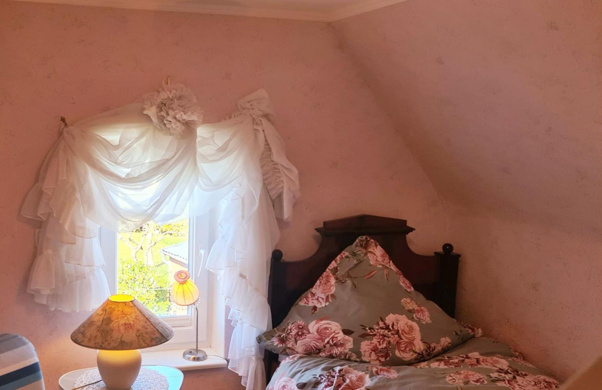 Exklusive Ferienwohnung Strohberg Plon Bagian luar foto